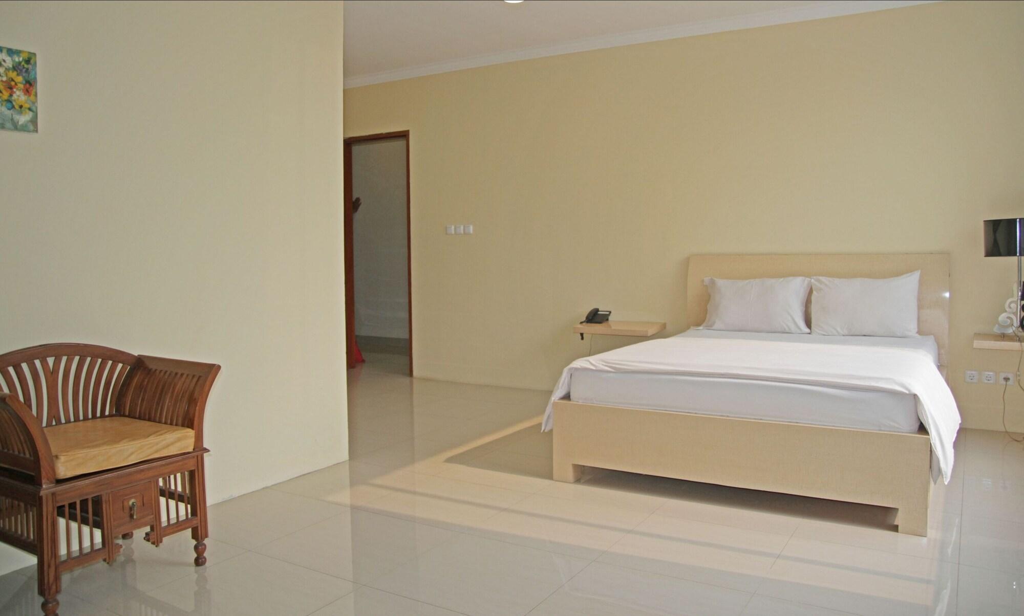 Kemang Eleven Hotel Jacarta Exterior foto