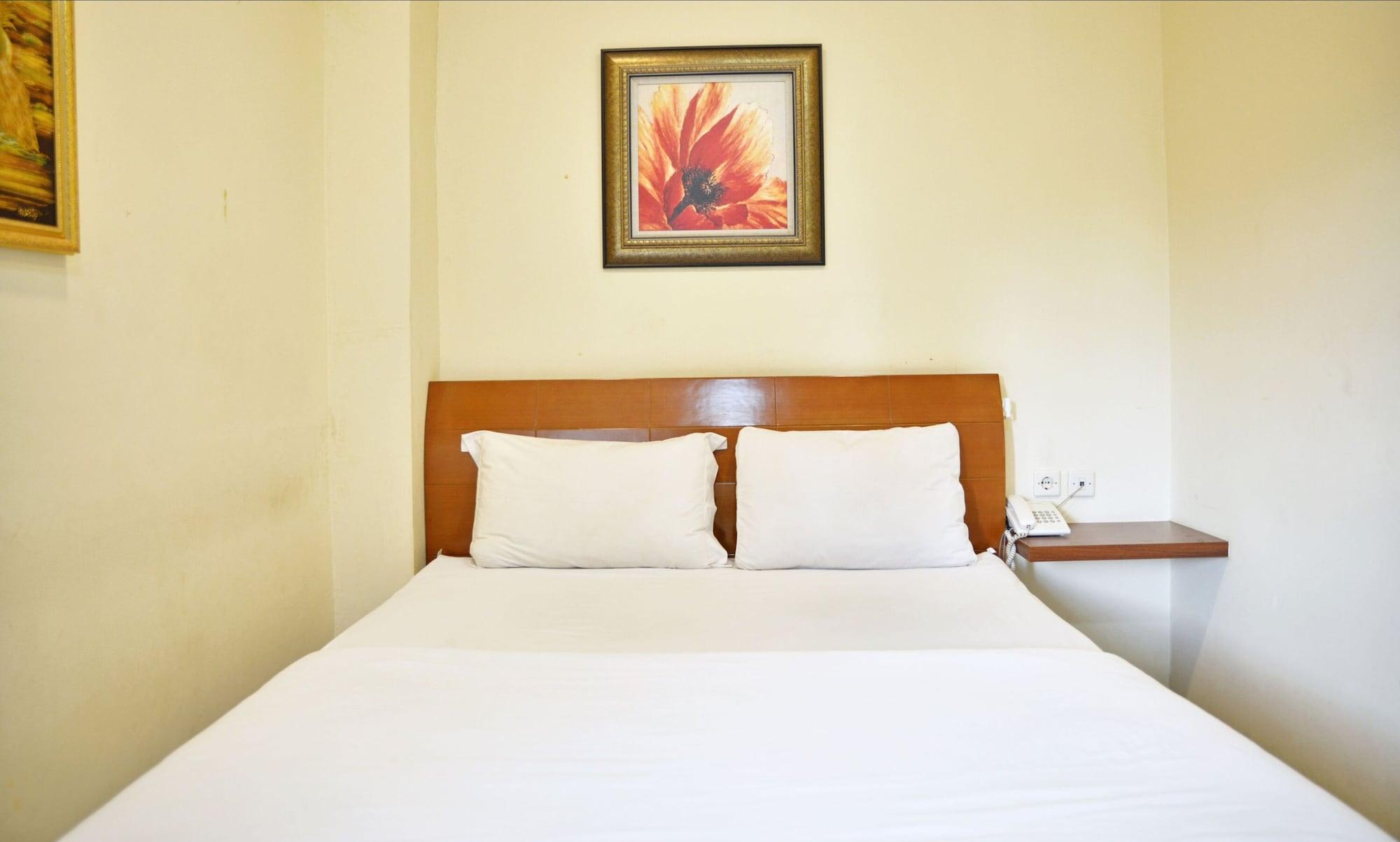 Kemang Eleven Hotel Jacarta Exterior foto