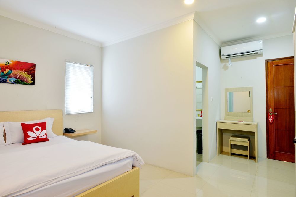 Kemang Eleven Hotel Jacarta Exterior foto